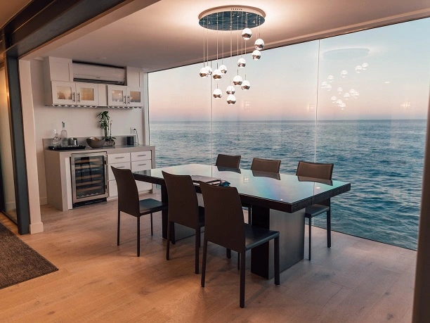 فيلم نافذة المنزل الزخرفية